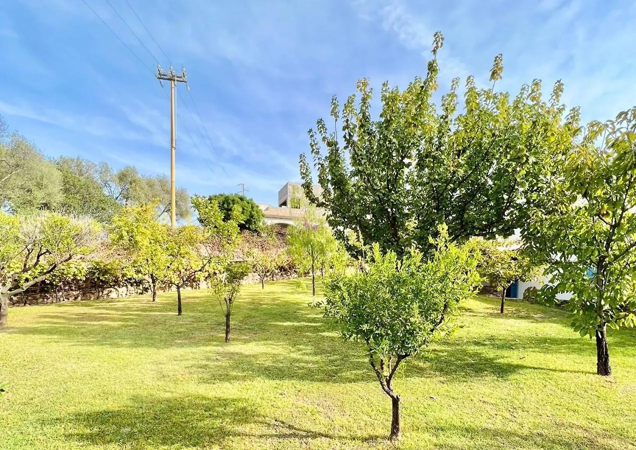 Iss Travel, Li Funnesi House - With Private Garden, Air-Condition And Two Bathrooms San Teodoro  Villa San Teodoro (Sardinia)