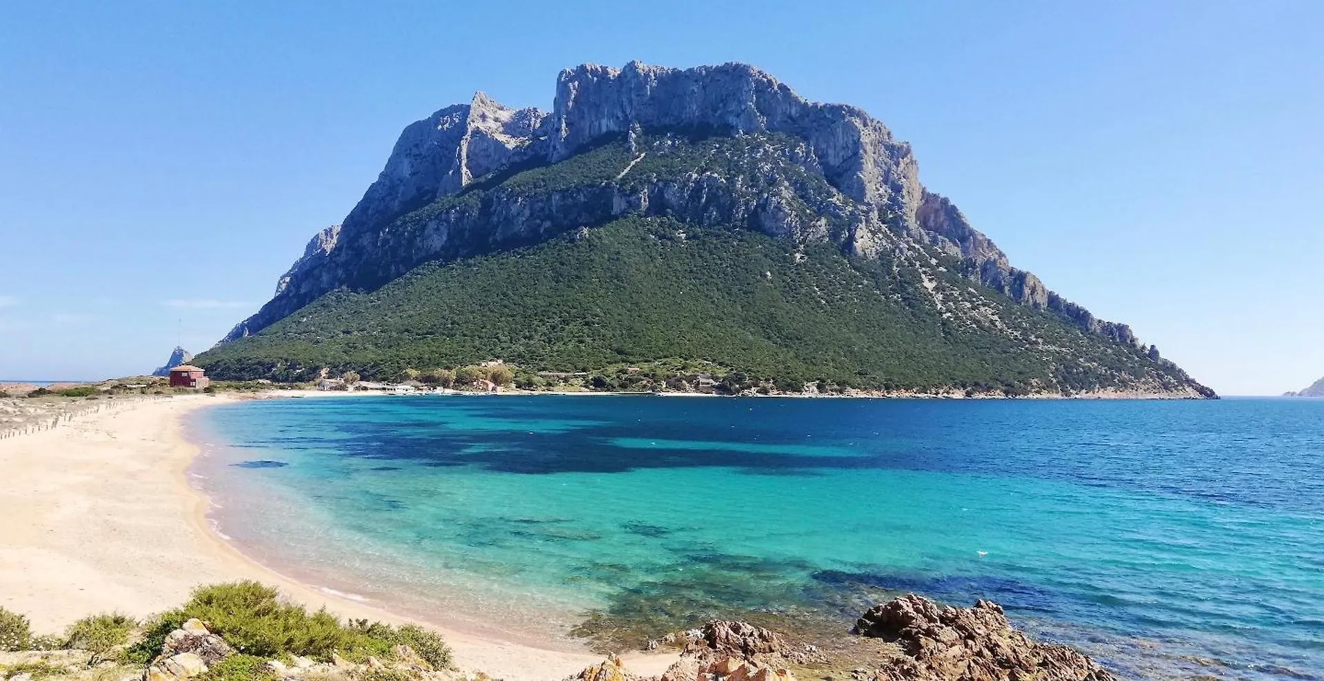 Iss Travel, Li Funnesi House - With Private Garden, Air-Condition And Two Bathrooms San Teodoro  Italy