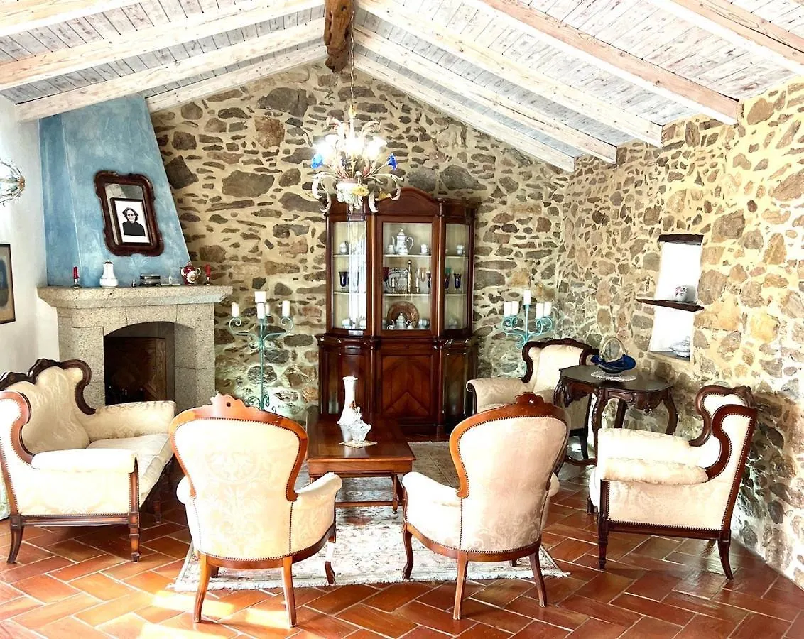 Villa Iss Travel, Li Funnesi House - With Private Garden, Air-Condition And Two Bathrooms San Teodoro