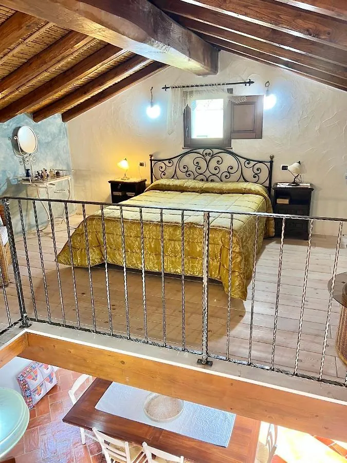 Iss Travel, Li Funnesi House - With Private Garden, Air-Condition And Two Bathrooms San Teodoro  0*, San Teodoro (Sardinia)